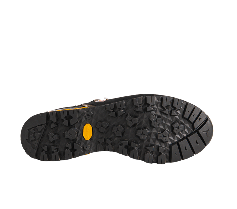 Vibram outsole Mountain Tech Mid S7S traction and resistance on rough terrain
