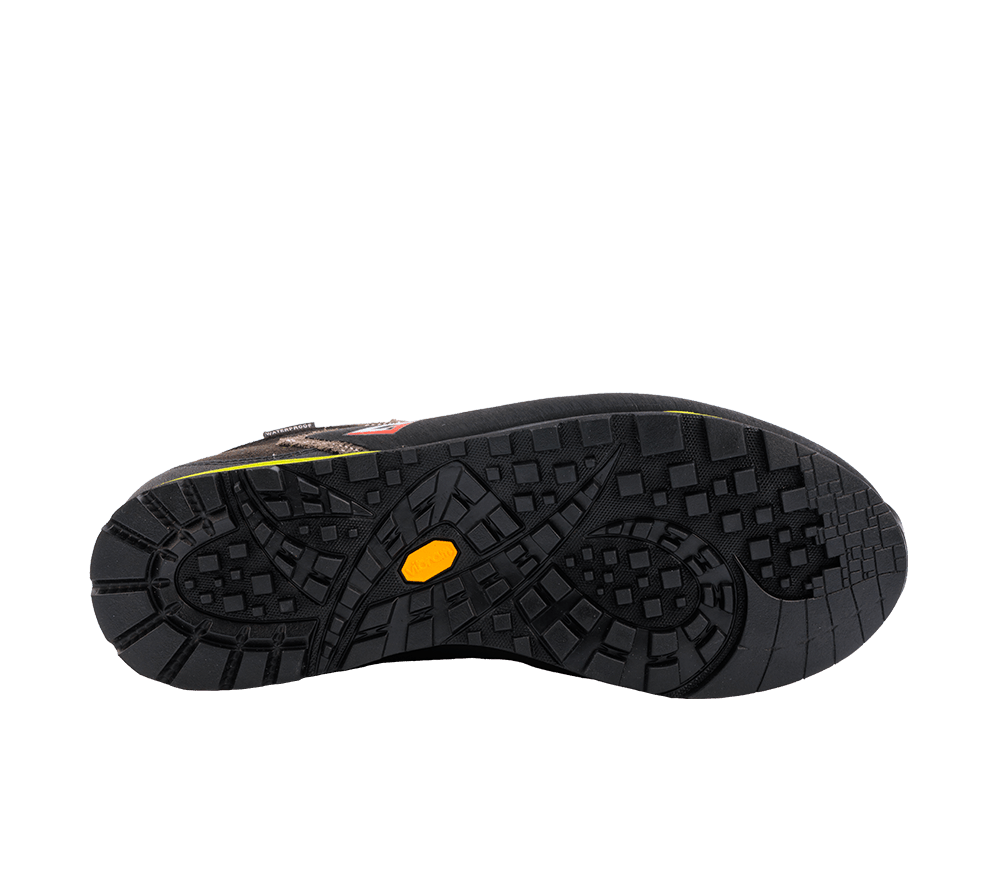 Scarpe Mountain Tech Low con suola Vibram Friction e PU doppia densità