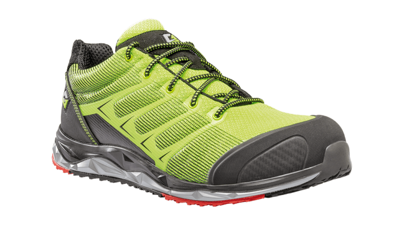 Lightweight and comfortable S1P safety shoe. Designed to withstand impacts and abrasions. Low-profile and comfortable work footwear.