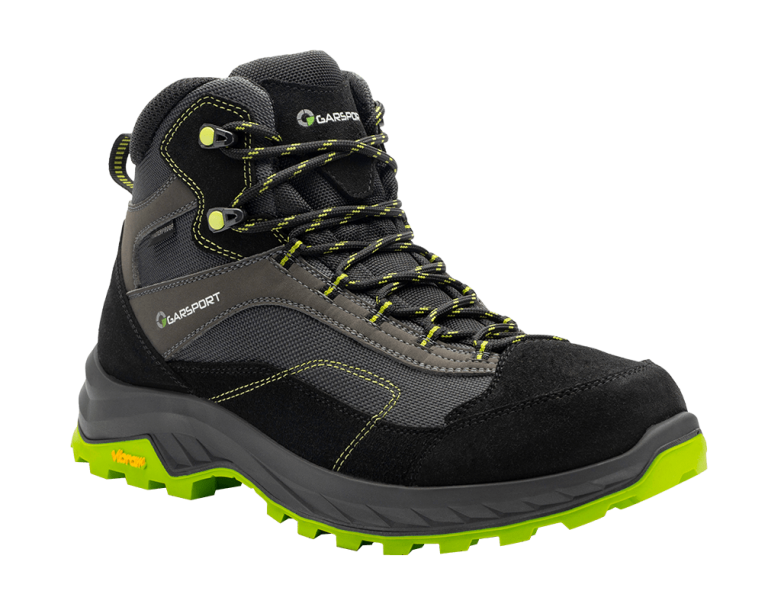 Chaussures de trekking basses et légères avec semelle Vibram, doublure imperméable et respirante. Idéales pour les activités exigeantes en montagne.