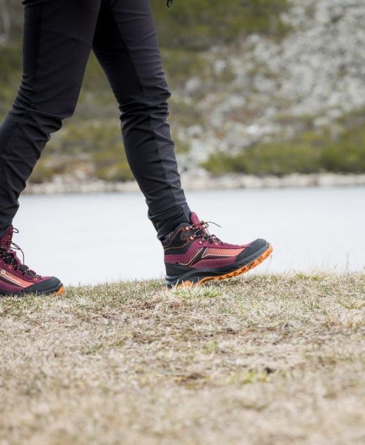 Lo spettacolo del trekking in autunno tra foliage e tramonti
