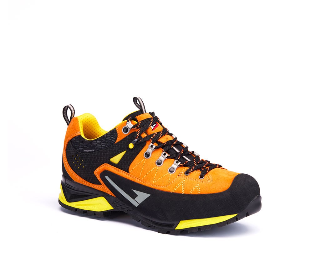 S7S Mountain Safety Shoes - Vibram Sole